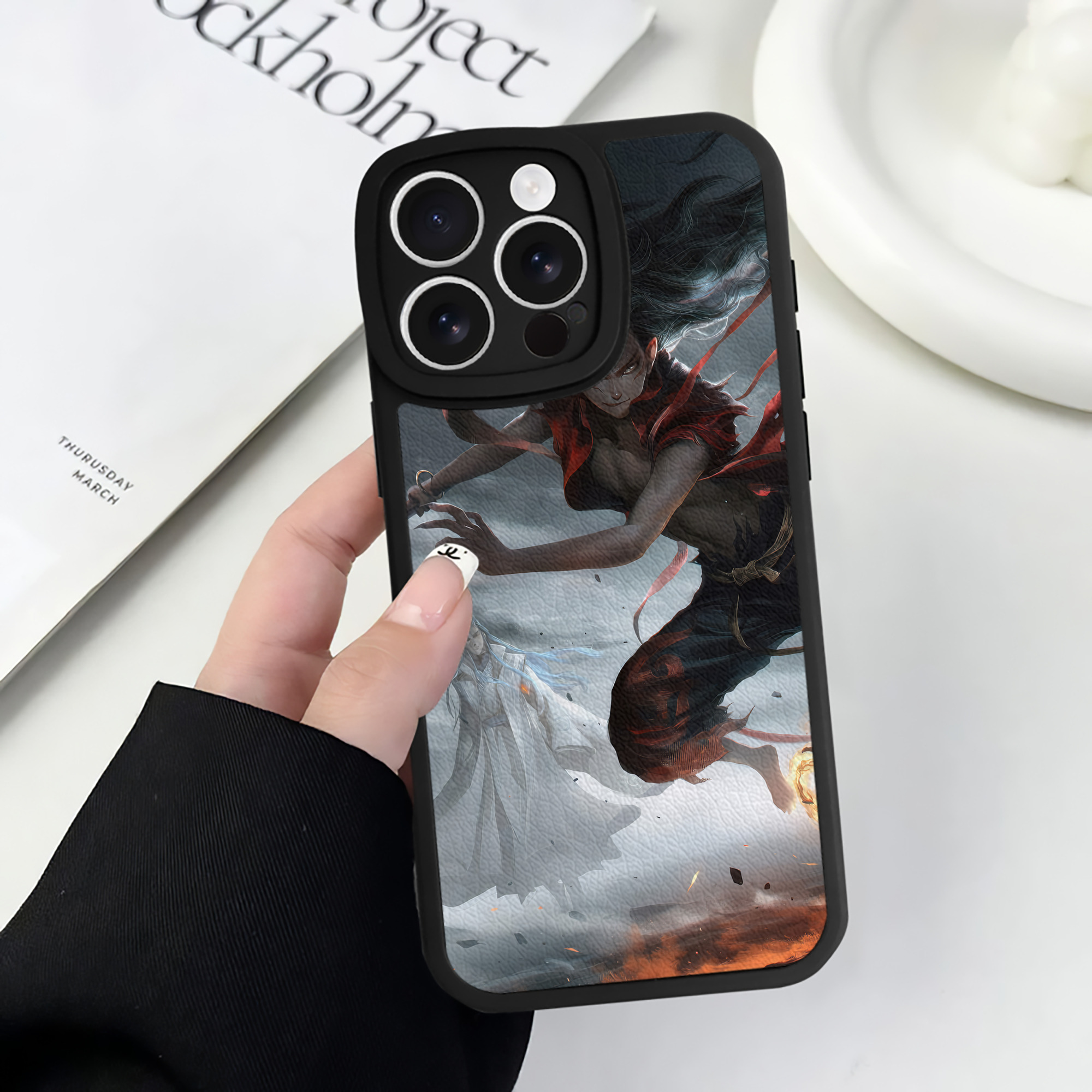 （画像用） Ne Zha 2 ナタ 魔童の大暴れ 【iPhone 16シリーズ対応】シリコンスマホケース（レザー調） 材質：シリコン